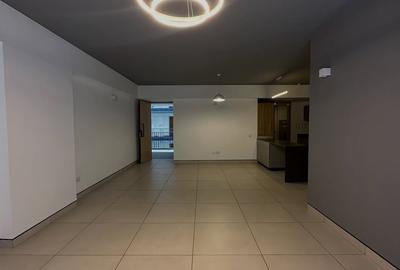 Serviced 2 Bed Apartment with En Suite in Kilimani - 2