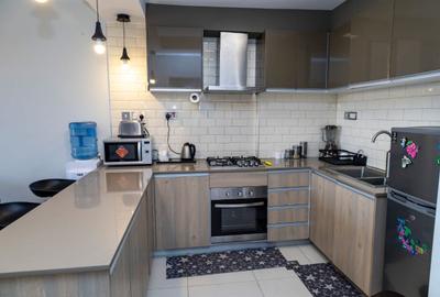 1 Bed Apartment with En Suite in Riverside - 4