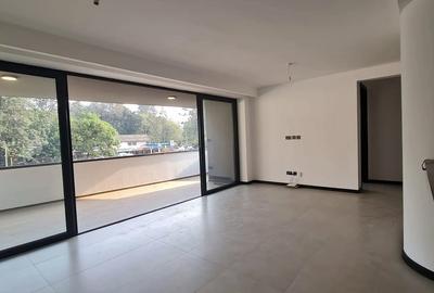 Serviced 2 Bed Apartment with En Suite in Spring Valley - 4