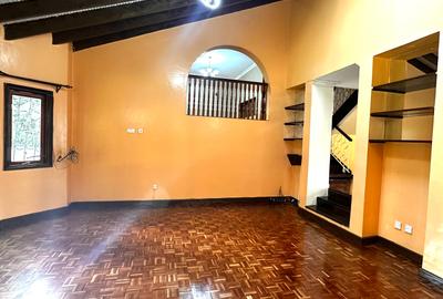 4 Bed Townhouse with Staff Quarters at Ole Dume Rd - 4