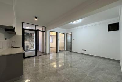 1 Bed Apartment with En Suite in Kilimani - 3