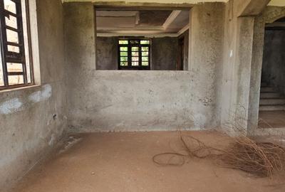 4 Bed House with En Suite at Mhasibu Sirverbirtch - 3