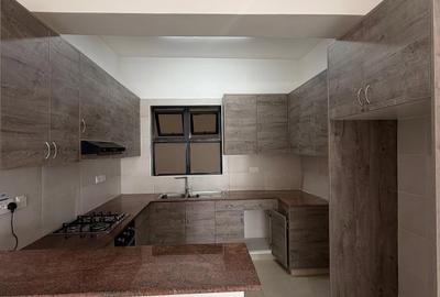 2 Bed Apartment with En Suite in Westlands Area - 4