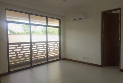 Serviced 4 Bed Apartment with En Suite at Off Mt Kenya Road - 4