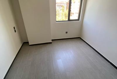 1 Bed Apartment with Gym in Kilimani - 2