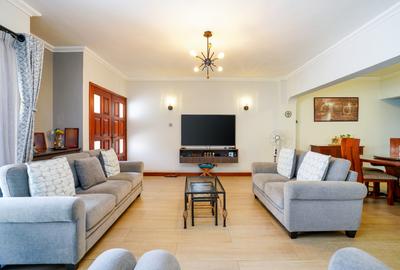 5 Bed Townhouse with En Suite at Muhoho Avenue - 2
