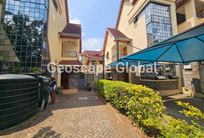 5 Bed Townhouse with En Suite in Lavington