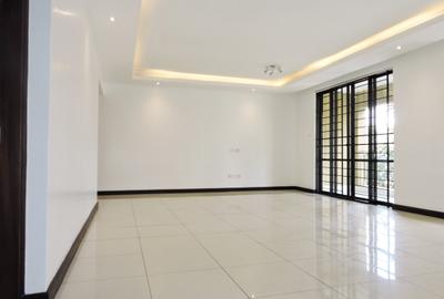 3 Bed Apartment with En Suite in General Mathenge