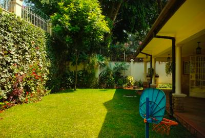 5 Bed Townhouse with Garden at Few Unit In The Compound And In Quite Serene Environment