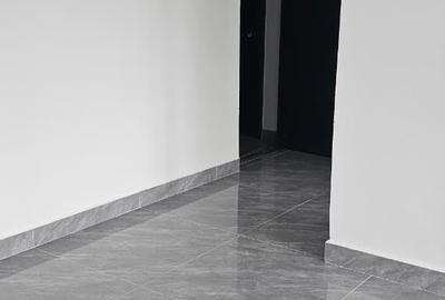 1 Bed Apartment with Swimming Pool in Kilimani - 2