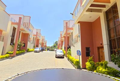 5 Bed Townhouse with En Suite at Chalbi Drive