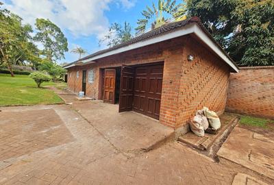 4 Bed House with En Suite in Muthaiga