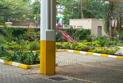 4 Bed Apartment with En Suite in Kileleshwa