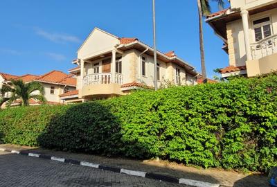 4 Bed Townhouse with En Suite in Nyali Area