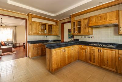 5 Bed Villa with En Suite in Karen - 4