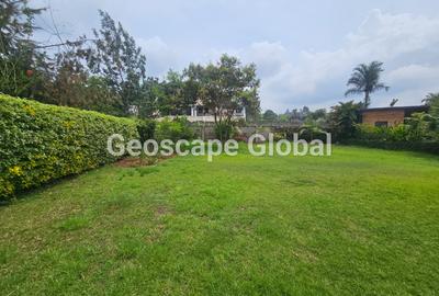 4 Bed House with En Suite in Ridgeways