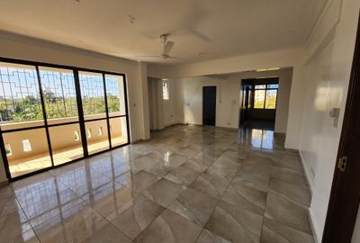 5 Bed Apartment with En Suite at Mbuuni Road