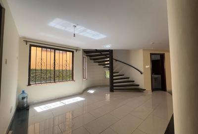 4 Bed Townhouse with En Suite in Westlands Area