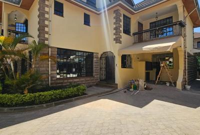 5 Bed Townhouse with En Suite in Kileleshwa