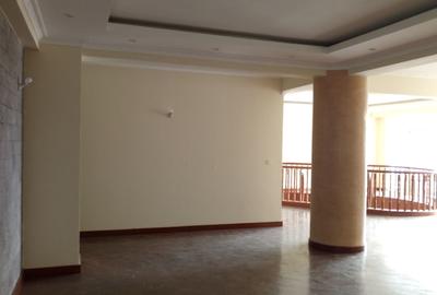 4 Bed Apartment with En Suite at Parklands