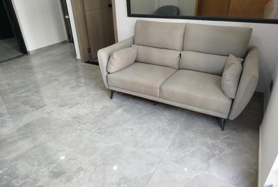1 Bed Apartment with Gym in Kilimani