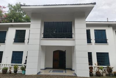 5 Bed House with Staff Quarters in Gigiri