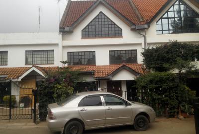 4 Bed Townhouse with En Suite at Westlands