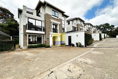 5 Bed Townhouse with En Suite in Westlands Area