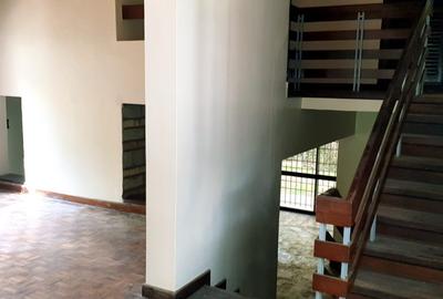 4 Bed Townhouse with En Suite at Kileleshwa - 2