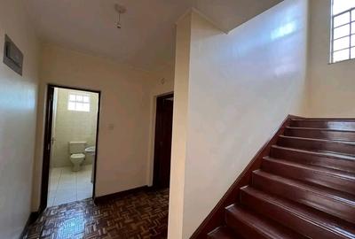 4 Bed Villa with En Suite in Lavington - 4