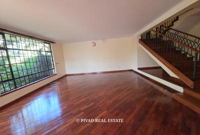 4 Bed Townhouse with Garden in Lavington - 3