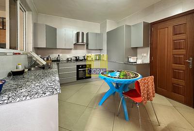 4 Bed Apartment with Borehole in Parklands