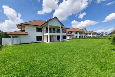 4 Bed House with En Suite at Paradise Lost - 2