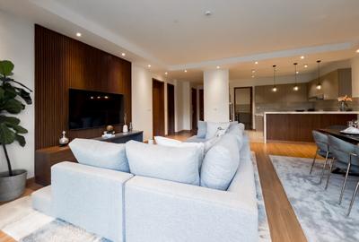 2 Bed Apartment with Swimming Pool in Riverside - 3