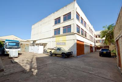 0.257 ac Warehouse with Fibre Internet at Airport North Road