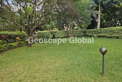 4 Bed House with En Suite in Nyari