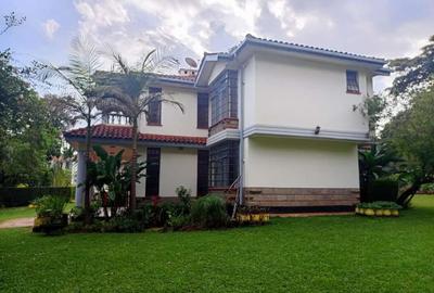 4 Bed Villa with En Suite at Rosslyn