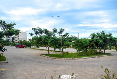 3 Bed Apartment with Swimming Pool in Mombasa Island - 4