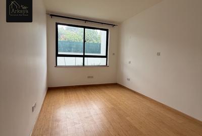 4 Bed Townhouse with En Suite in Lavington - 4