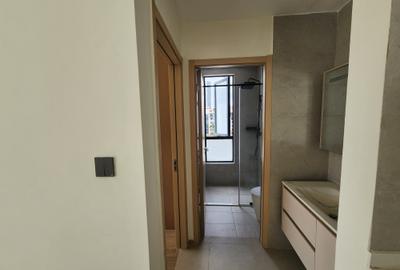 1 Bed Apartment with En Suite at Westlands Road - 3