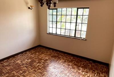 4 Bed Townhouse with En Suite at Laikipia Road - 3
