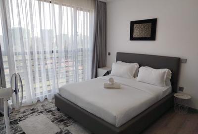 Furnished 3 Bed Apartment with En Suite in Riverside - 3