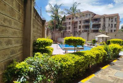 Furnished 2 Bed Apartment with En Suite in Brookside - 2