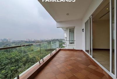 Serviced 3 Bed Apartment with En Suite in Parklands - 3