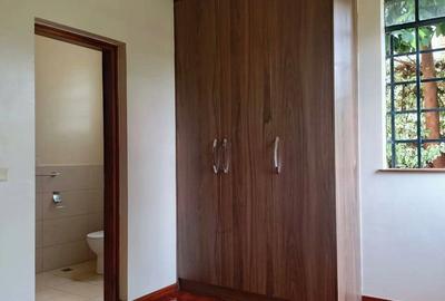 4 Bed Villa with En Suite at Ruaka Road
