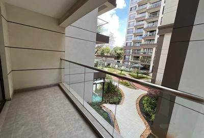 3 Bed Apartment with En Suite at Riverside Dr - 2