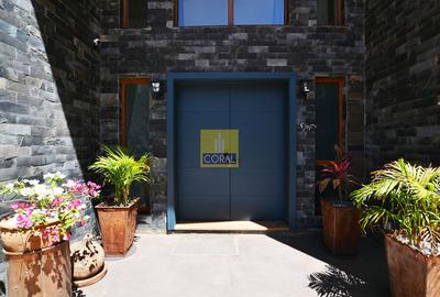 4 Bed House in Nyari - 3