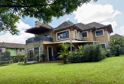 5 Bed Townhouse with En Suite at Runda - 2