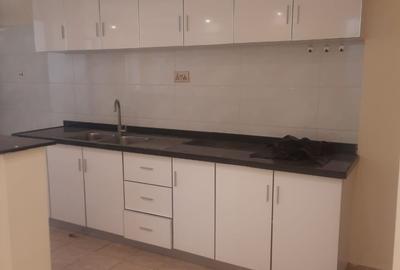 3 Bed Apartment with En Suite in Kileleshwa