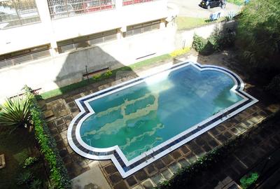 4 Bed Apartment with En Suite in Kilimani